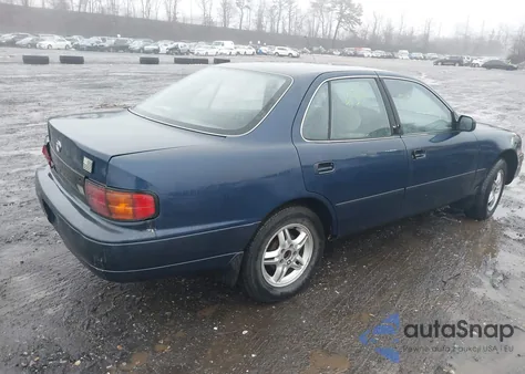 1994 Toyota Camry Dx z USA, uszkodzony, nr VIN 4T1SK11E2RU451211